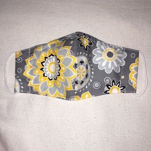 Floral Face Mask With Filter Pocket